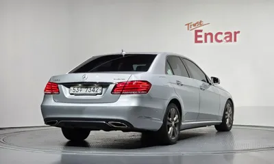 Mercedes-Benz E-Class 2015, 145491 км, за 5306.42 USD