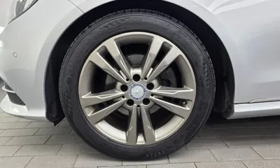 Mercedes-Benz E-Class 2015, 145491 км, за 5306.42 USD