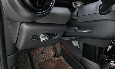 MINI Cooper 2019, 47649 км, за 11126.43 USD - фото 16