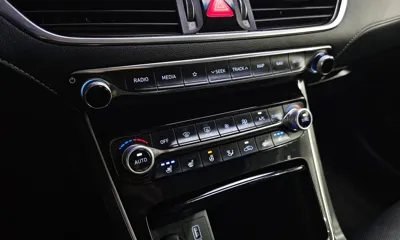 Hyundai Grandeur 2017, 211728 км, за 5251.41 USD - фото 18
