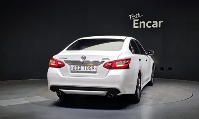 Nissan Altima 2017, 179313 км, за 2860.3 USD - фото 4