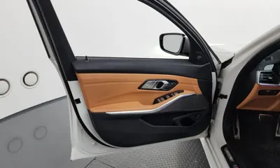 BMW 3-Series 2022, 91301 км, за 33805.96 USD - фото 24