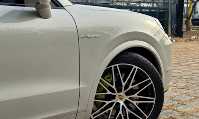 Porsche Cayenne 2024, 23400 км, за 110097.78 USD