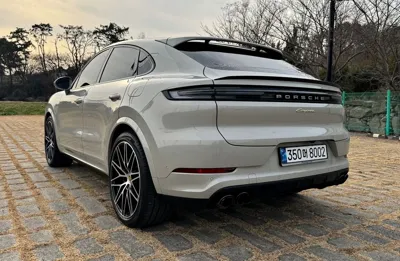 Porsche Cayenne 2024, 23400 км, за 110097.78 USD - фото 6