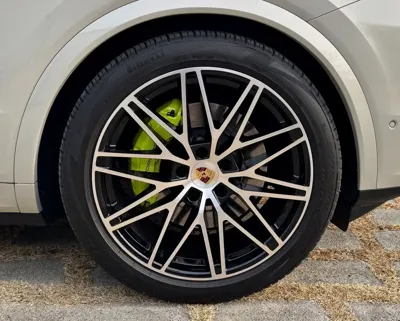 Porsche Cayenne 2024, 23400 км, за 110097.78 USD - фото 8