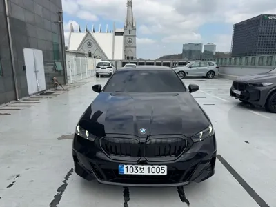 BMW 5-Series · 2026 год