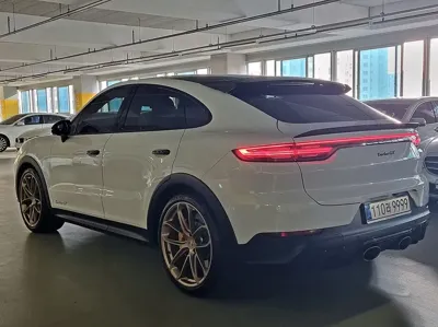 Porsche Cayenne 2023, 24000 км, за 118923.01 USD