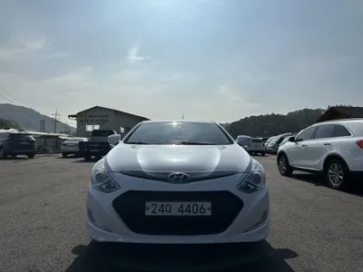 Hyundai Sonata · 2015 год