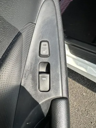Hyundai Sonata 2015, 162100 км, за 3150.85 USD - фото 9