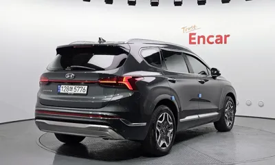 Hyundai Santafe 2022, 90639 км, за 19640.03 USD
