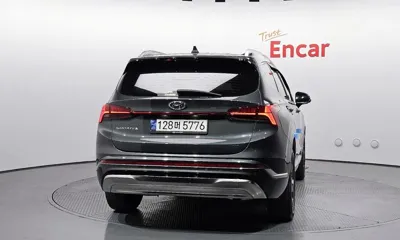 Hyundai Santafe 2022, 90639 км, за 19640.03 USD