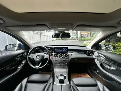 Mercedes-Benz C-Class 2018, 91700 км, за 12212.83 USD - фото 17