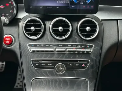 Mercedes-Benz C-Class 2018, 91700 км, за 12212.83 USD - фото 20