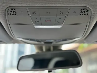 Mercedes-Benz C-Class 2018, 91700 км, за 12212.83 USD - фото 22