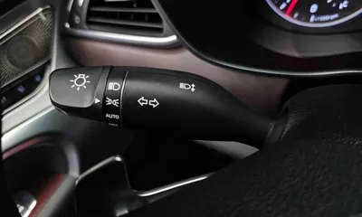 Genesis G70 2019, 84091 км, за 12295.09 USD - фото 28