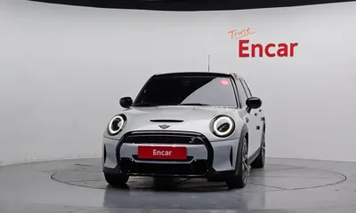 MINI Cooper 2022, 32143 км, за 15456.46 USD