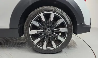 MINI Cooper 2022, 32143 км, за 15456.46 USD