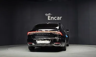 Hyundai Grandeur 2020, 32699 км, за 14195.48 USD