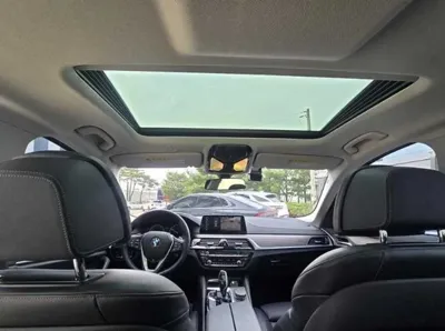 BMW 5-Series 2019, 65453 км, за 17257.34 USD - фото 8