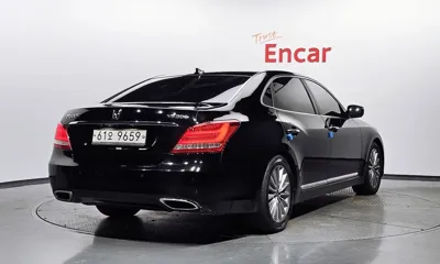 Hyundai Equus 2013, 225178 км, за 4591.43 USD