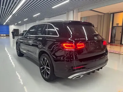 Mercedes-Benz GLC 2021, 43000 км, за 20321.62 USD - фото 9