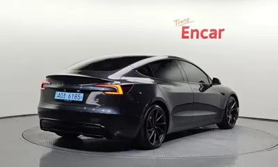 Tesla Model 3 2025, 23882 км, за 37744.52 USD