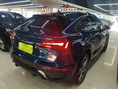 Audi Q5L Sportback 2024, 42500 км, за 29649.22 USD - фото 7