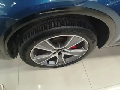 Audi Q5L Sportback 2024, 42500 км, за 29649.22 USD - фото 23