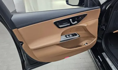 Mercedes-Benz E-Class 2024, 28506 км, за 43554.56 USD - фото 24