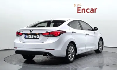 Hyundai Avante 2014, 98671 км, за 3872.92 USD