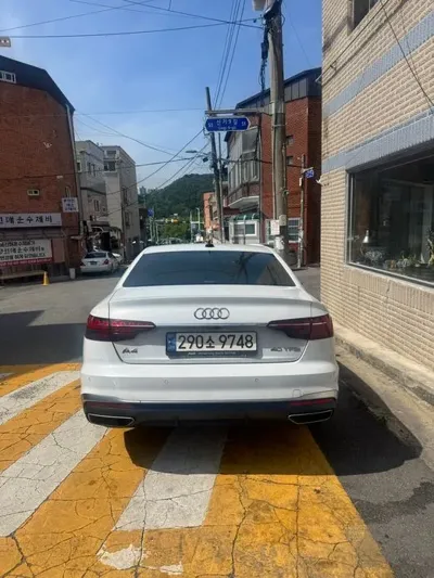 Audi A4 2021, 101000 км, за 14441.38 USD