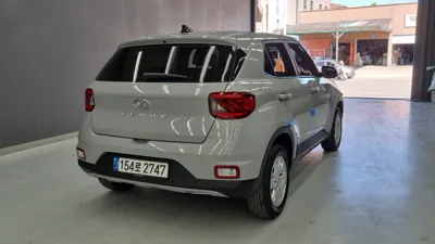 Hyundai Venue 2023, 16755 км, за 12012.6 USD