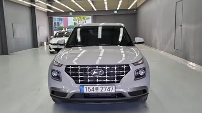 Hyundai Venue 2023, 16755 км, за 12012.6 USD