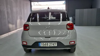 Hyundai Venue 2023, 16755 км, за 12012.6 USD