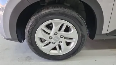 Hyundai Venue 2023, 16755 км, за 12012.6 USD