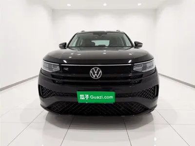 Volkswagen Tavendor 2024, 19000 км, за 26618.08 USD