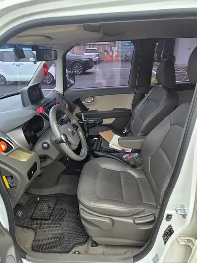 Kia Ray 2012, 79963 км, за 4037.25 USD