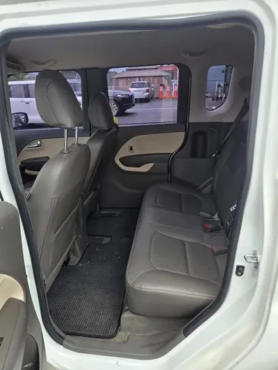 Kia Ray 2012, 79963 км, за 4037.25 USD