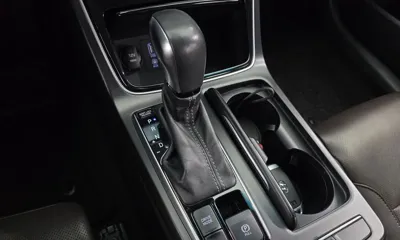 Hyundai Grandeur 2018, 190077 км, за 6514.66 USD - фото 9