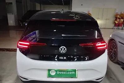 Volkswagen ID.3 2025, 26500 км, за 15638 USD