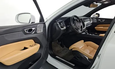 Volvo XC60 2020, 149732 км, за 17178.72 USD - фото 11