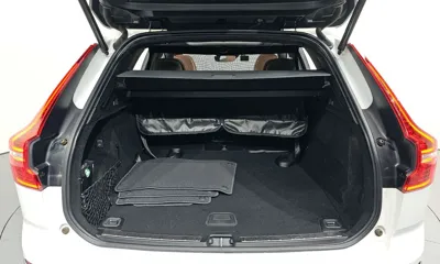 Volvo XC60 2020, 149732 км, за 17178.72 USD - фото 20