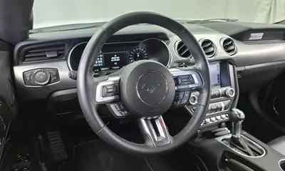 Ford Mustang 2023, 53357 км, за 21990.29 USD - фото 13