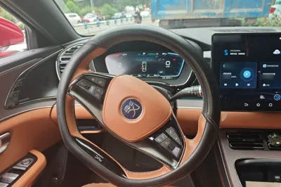 BYD Han 2022, 62800 км, за 13795 USD - фото 12
