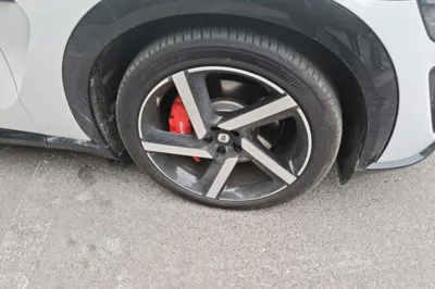 Xiaomi Auto YU7 2025, 15800 км, за 45244 USD - фото 8