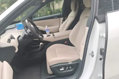 Xiaomi Auto YU7 2025, 15800 км, за 45244 USD - фото 14