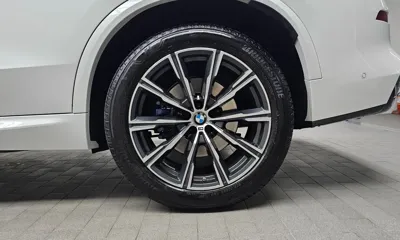 BMW X5 2024, 26803 км, за 67622.19 USD - фото 21