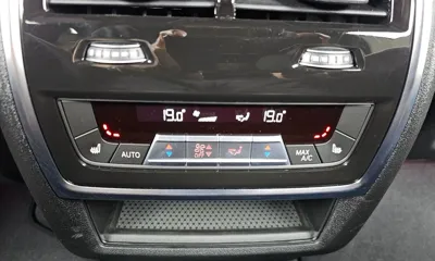 BMW X5 2024, 26803 км, за 67622.19 USD - фото 33