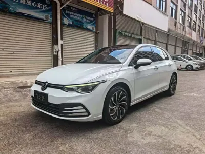 Volkswagen Golf · 2020 год