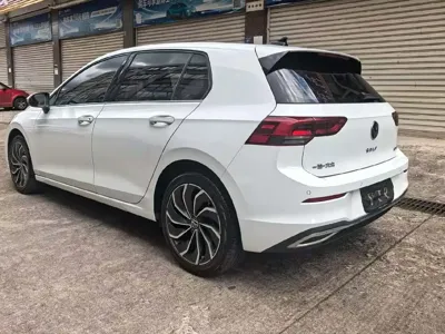 Volkswagen Golf 2020, 61000 км, за 11165.1 USD - фото 8